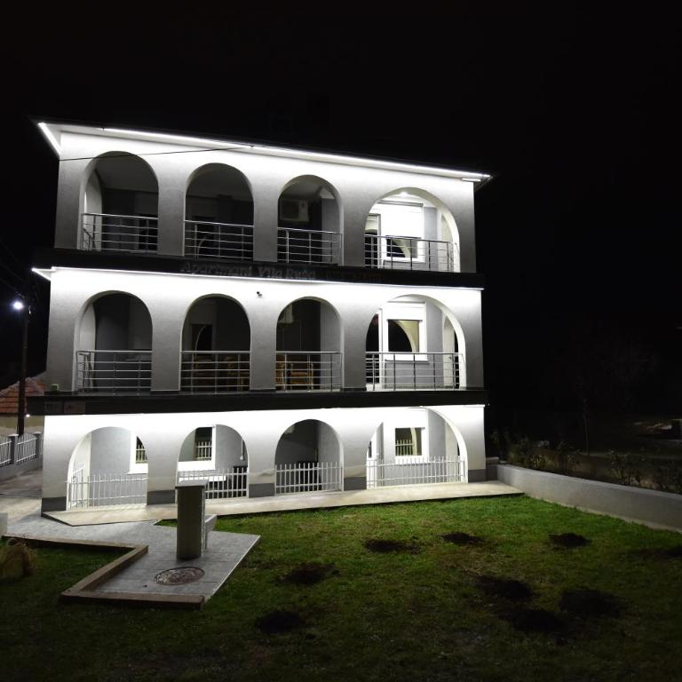 VILA RUŽA - Grand apartman 1 - Apartman sa 3 Spavaće Sobe - 19