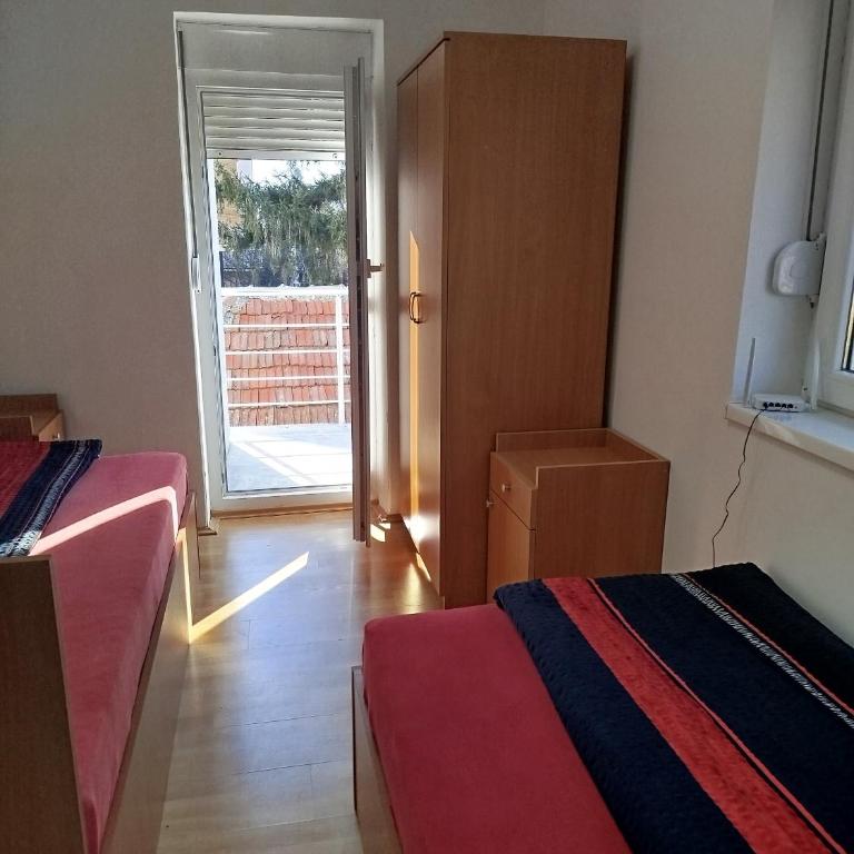 VILA RUŽA - Grand apartman 1 - Apartman sa 3 Spavaće Sobe - 16