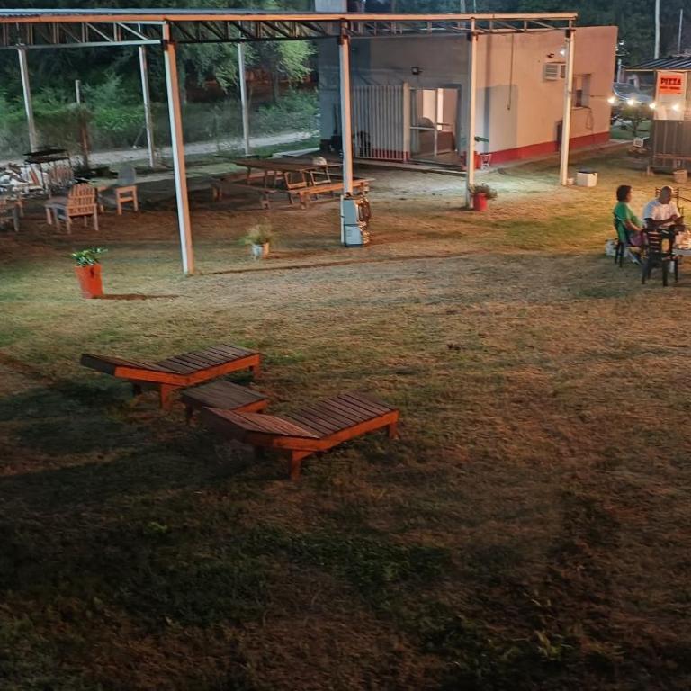 Casa Quincho Pileta Estadio Unico Froilan - Casa con 1 dormitorio - 36