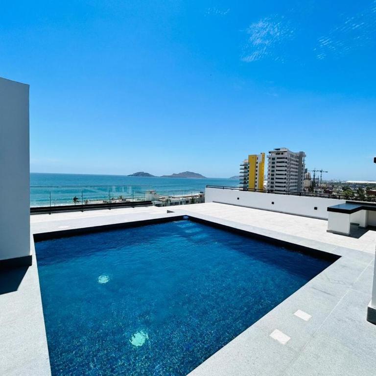 Beautiful 50 steps from the beach Torre Q - Three-Bedroom Apartment - 7