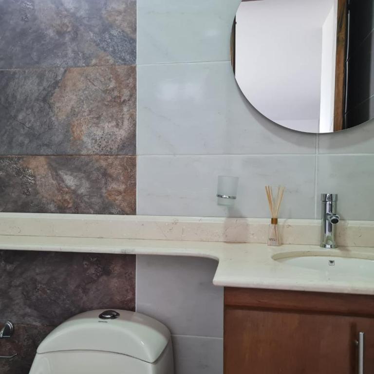Departamento Sabaneta Manchester 304 - Apartamento de 3 dormitorios - 4