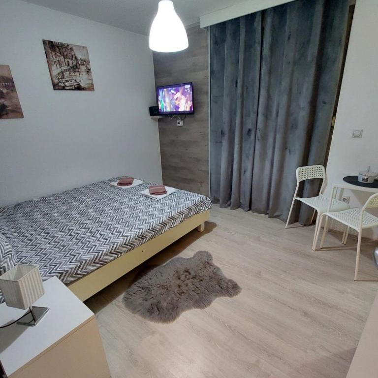 Vrnjacki apartmani - Apartment with Terrace - 9