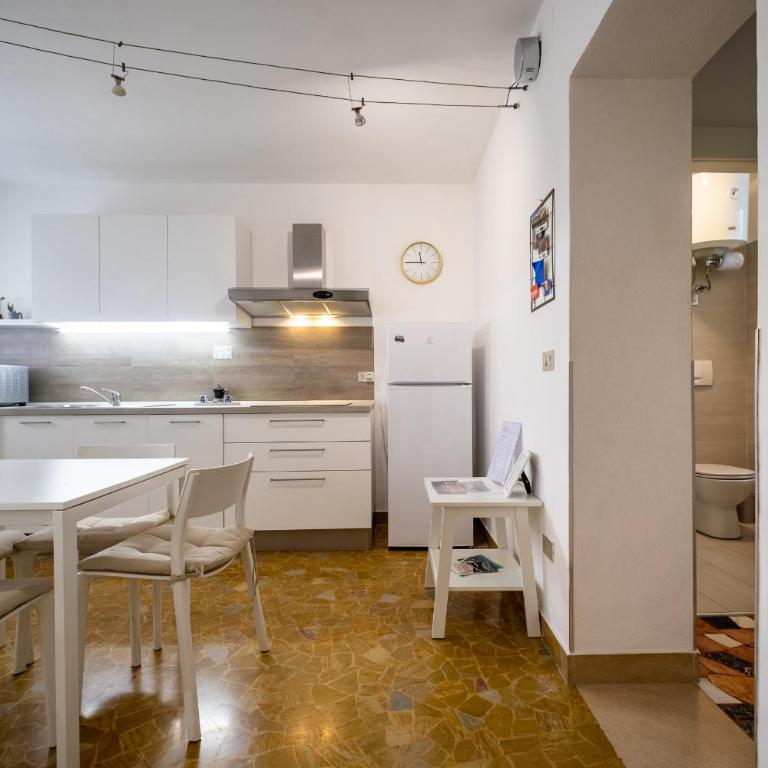 White House Studio in Vicenza - Appartamento con 1 Camera da Letto - 32