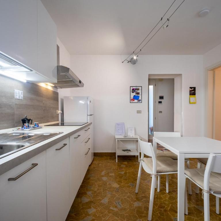 White House Studio in Vicenza - Appartamento con 1 Camera da Letto - 25