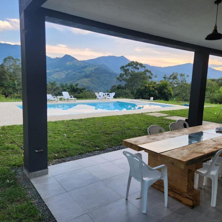 lujosa villa campestre - Casa de 4 dormitorios - 13