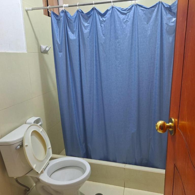 Hospedaje APURIMAC - Habitación Doble con baño privado - 1