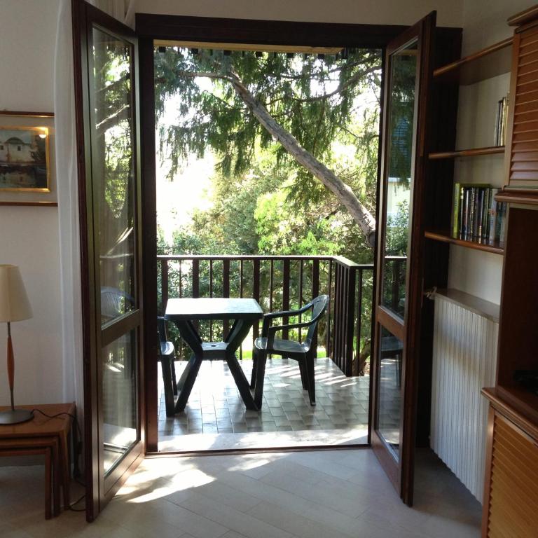 apartment Zagara - Gardone Riviera center - Appartamento con 1 Camera da Letto, Balcone e Vista Lago Parziale - 22