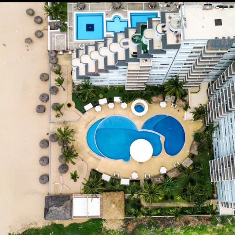 FRENTE AL MAR A PIE DE PLAYA ALBERCA y JACUZZI - Three-Bedroom Premium Apartment with Balcony - 21