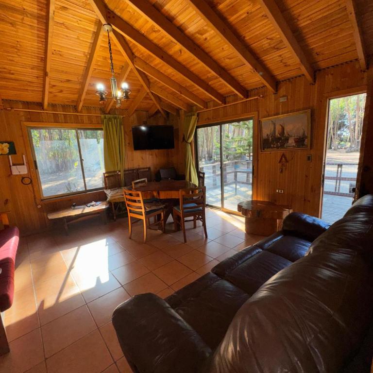 Cabaña Bosque Los Duendes - Four-Bedroom House - 2