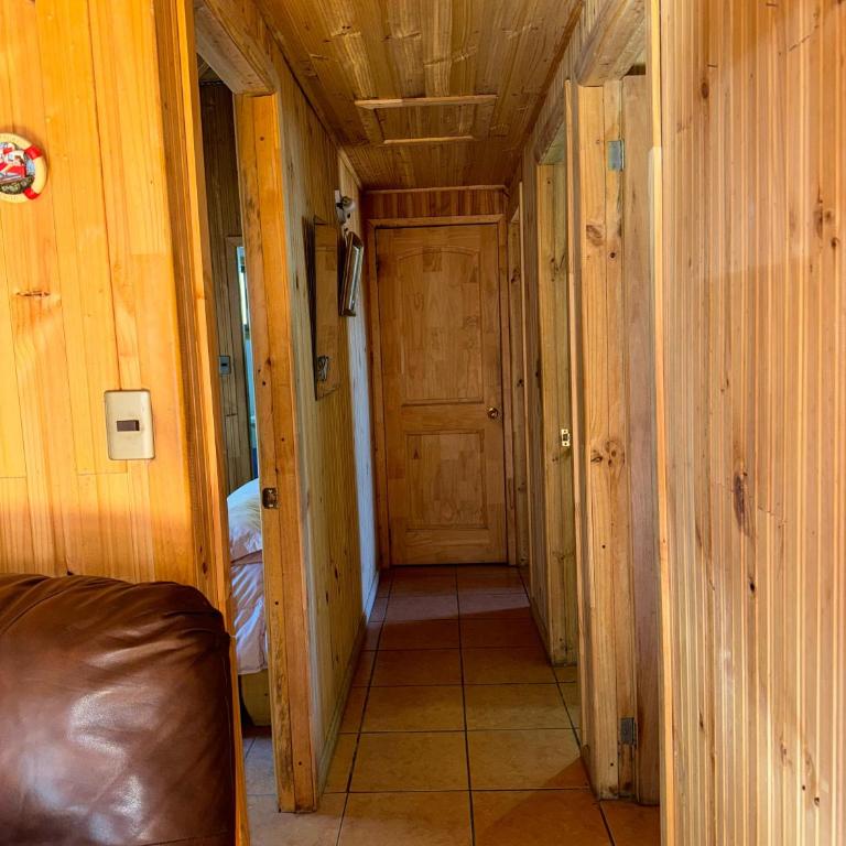 Cabaña Bosque Los Duendes - Four-Bedroom House - 8