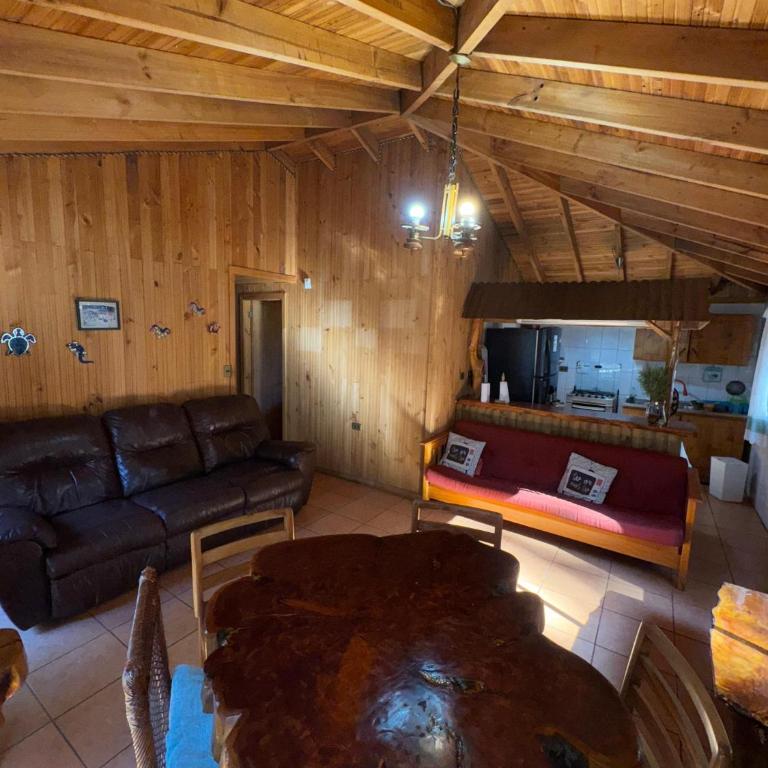 Cabaña Bosque Los Duendes - Four-Bedroom House - 21