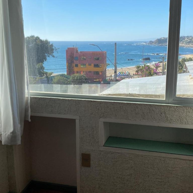 Hostal Boutique F - Suite Deluxe con vistas al mar - 14