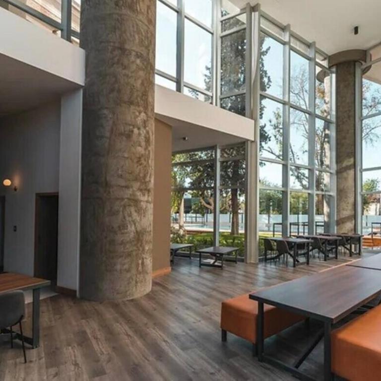 Exclusivo piso 12 en el centro de Mendoza - Apartamento de 1 dormitorio - 16