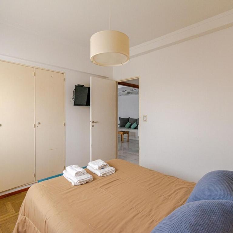 BAHÍA NORTE.Tres ambientes con cochera a metros del mar - Apartamento de 2 dormitorios - 16