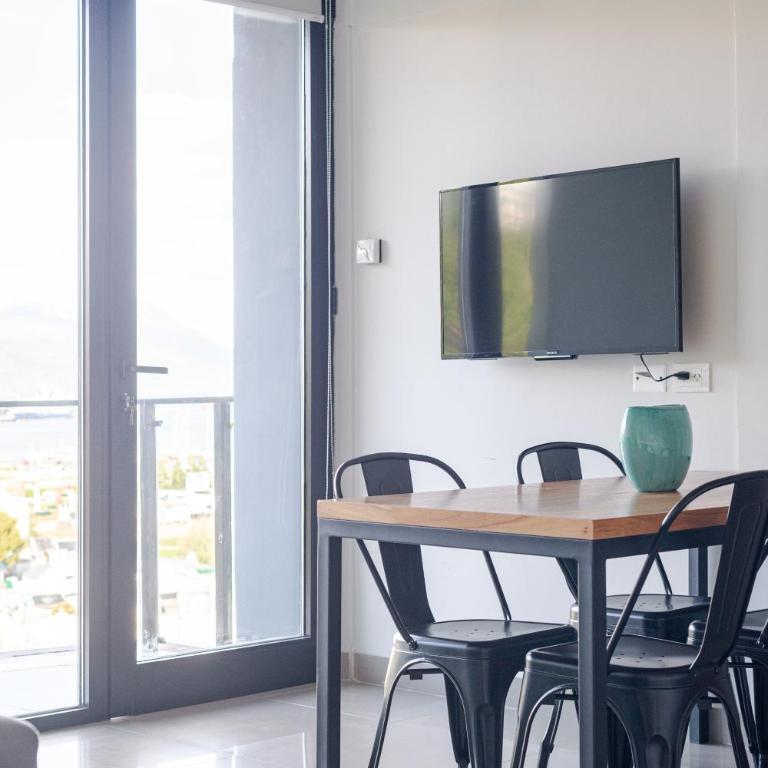 Gray Fox Apartments - Bahía - One-Bedroom Apartment with Balcony and Sea View - 4