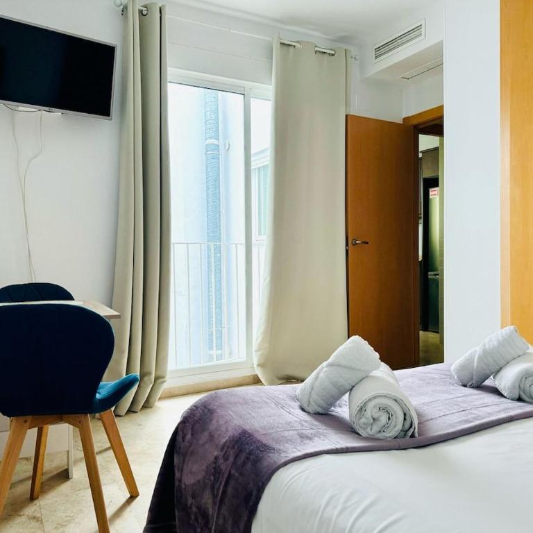 ABAT 4 Cool & Wide Studio in the Historic Center - One-Bedroom Apartment - 14