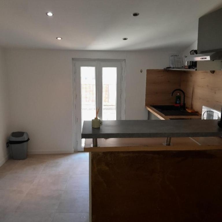 Appartement T2 - Sète centre ville - A deux pas des Halles - Apartment mit 1 Schlafzimmer - 13