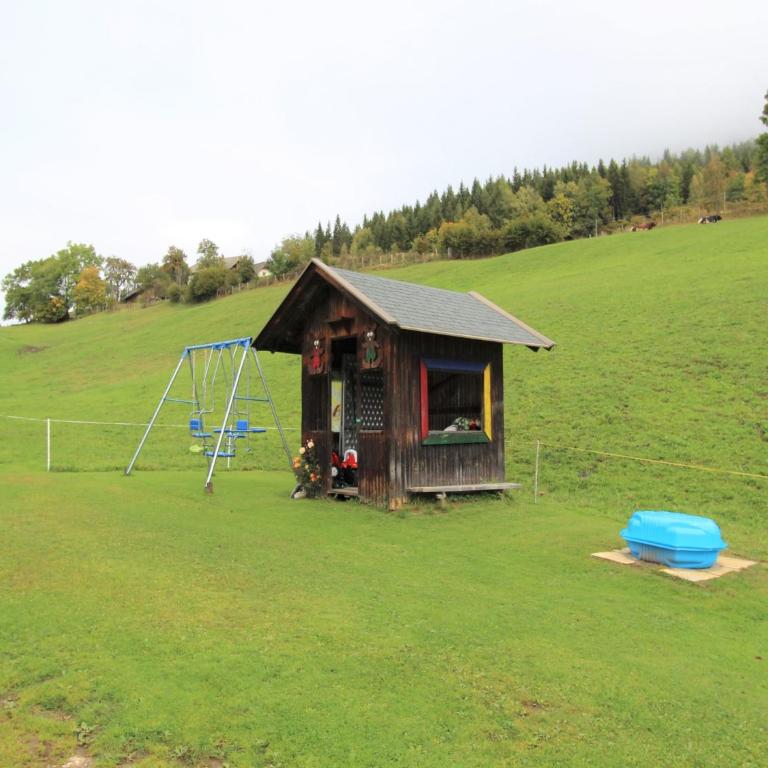 Characterful old farmhouse with 4 apartments in Fresach Carinthia with garden - Ferienhaus mit 1 Schlafzimmer - 8