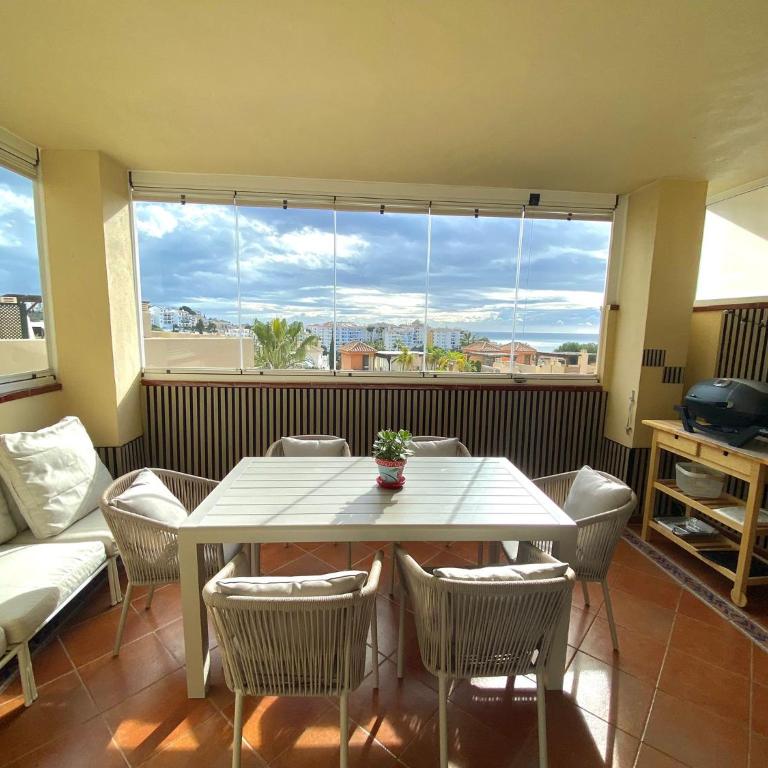 Apartmán Andalusie - Two-Bedroom Apartment with Sea View - 69