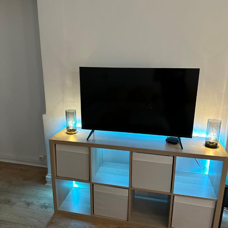 Magnifique 2 pièces refait à neuf - Parking - Appartement 1 Chambre - 3