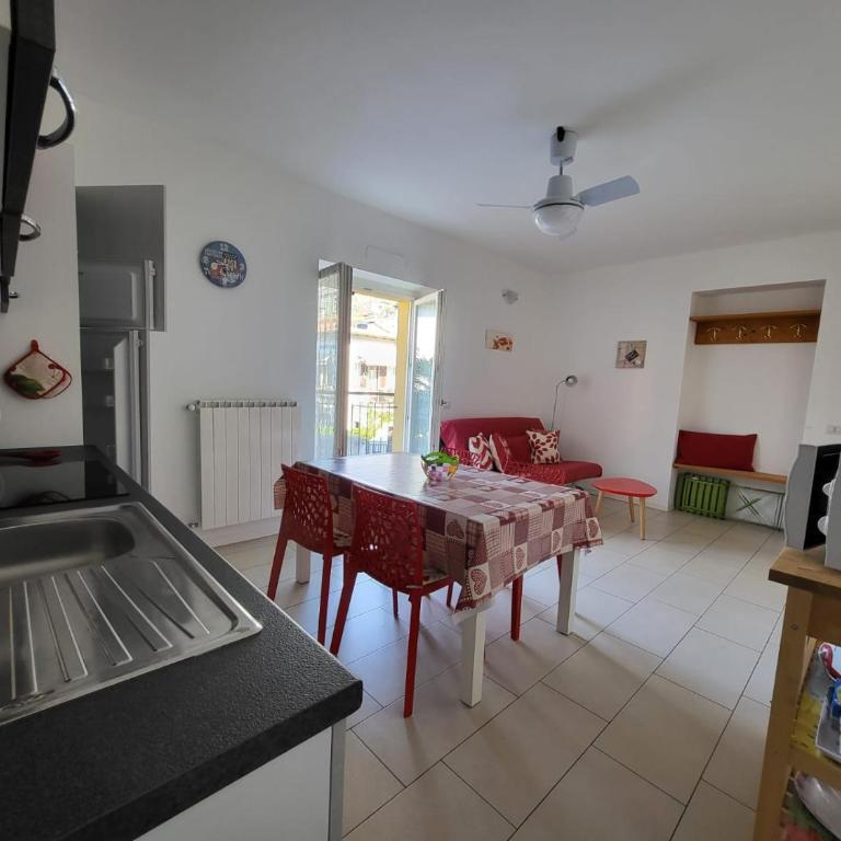 Red Apartment - Residenza Silvana - Appartamento con 2 Camere da Letto - 12