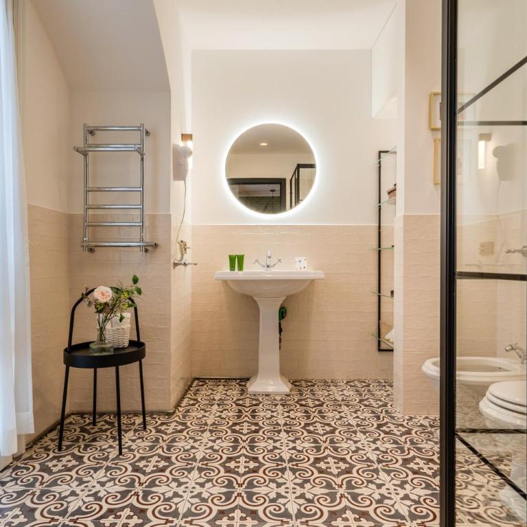 GuestHost - Brera Exclusive and Central Suites - Standard Suite - 12