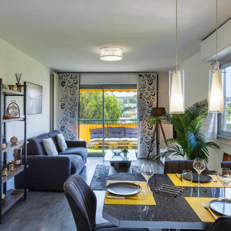 Appart 2 ch Vue Mer & Montagne, Terrasse, Parking - Two-Bedroom Apartment - 1