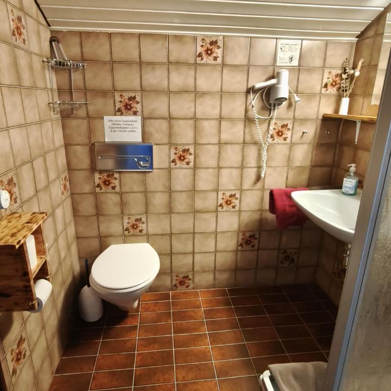 Pension Cafe Katharina - Chambre Double avec Balcon - 2