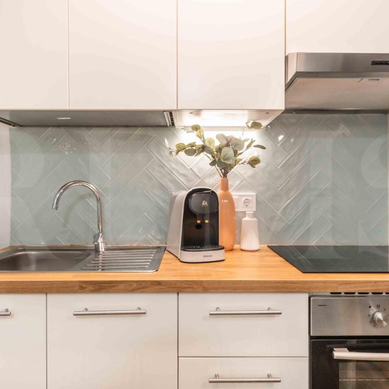Peaceful apartment with a private patio by REMS - Apartamento de 2 dormitorios - 25