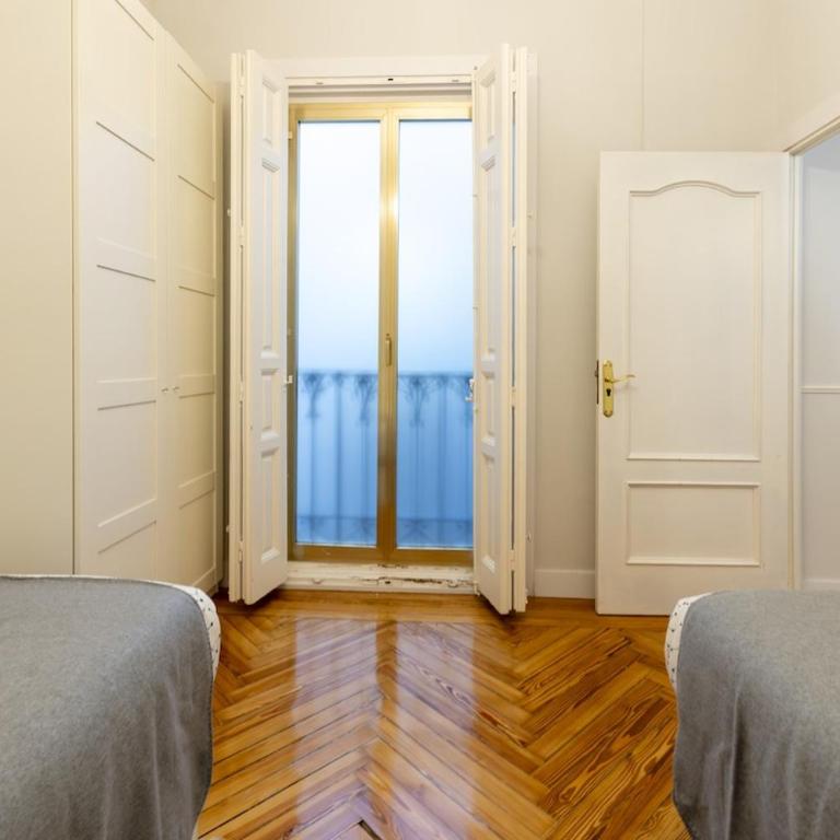Cozy apartment with balconies in the center of Temporal TOL254 - Apartamento de 3 dormitorios - 32