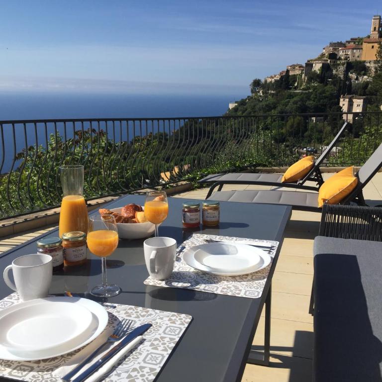 Appartement Eze Village proche Monaco fabuleuse vue mer et vieux village - Appartement 2 Chambres - 20