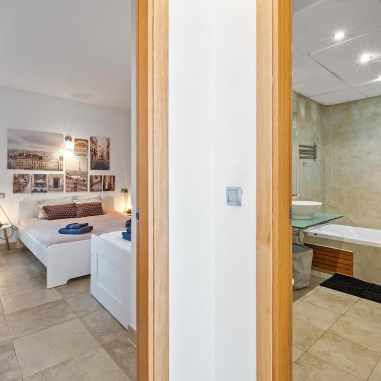 Higueron - One-Bedroom Apartment - 8