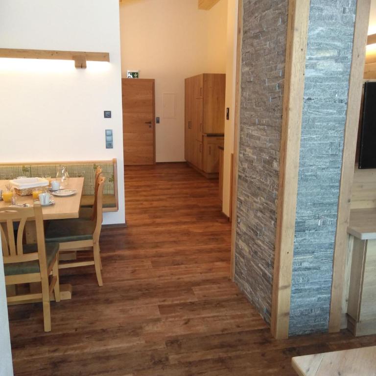 Ferienwohnungen Recherhof - Apartment mit 2 Schlafzimmern und Dusche - 31