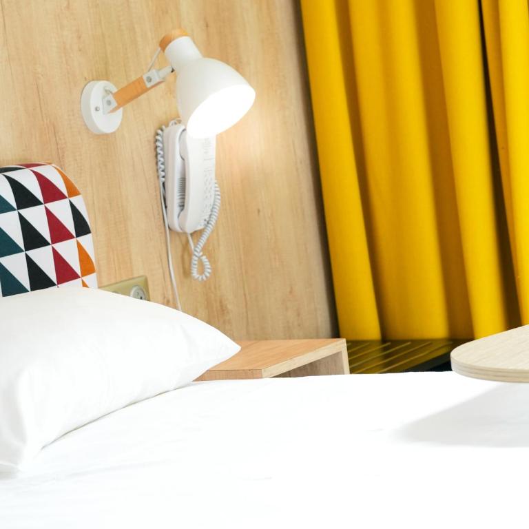 ibis Styles Caen Centre Historique - Chambre Double Standard - 11