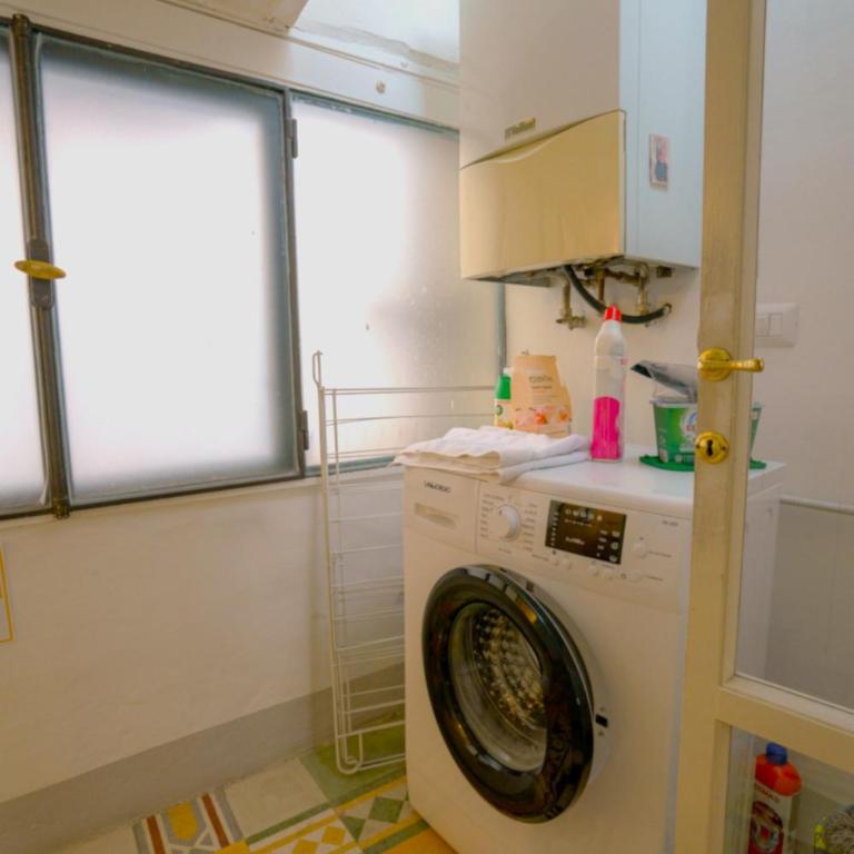 Lovely & Charming 1BR- 7 min walk by the Duomo - Appartamento con 1 Camera da Letto - 10