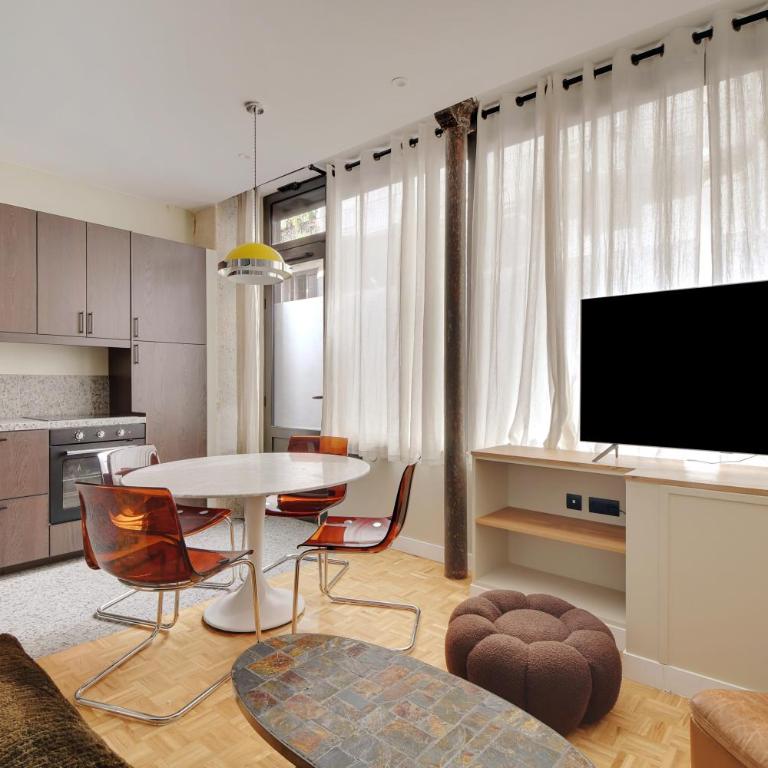 Pick A Flat's apartment in Monmartre - Rue Etex - Appartement 3 Chambres - 2