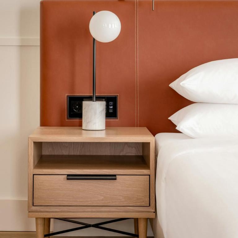 Munich Marriott Hotel City West - Executive Suite mit Kingsize-Bett - Zugang zur Club Lounge - 5