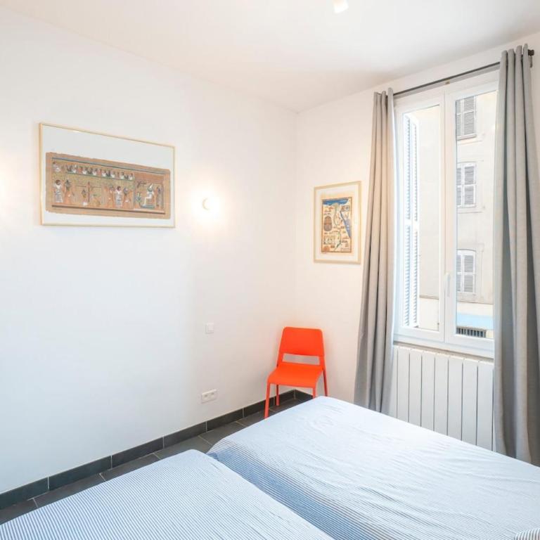 Bright and modern 2 BR in the heart of Antibes! - Apartment - 4