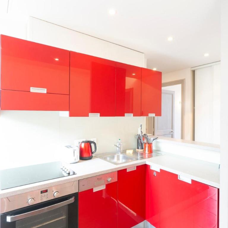 Bright and modern 2 BR in the heart of Antibes! - Apartment - 21