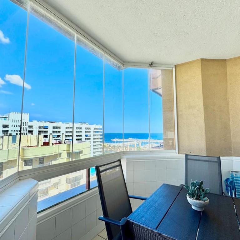 Estudio con vista al Puerto Deportivo - Apartamento de 1 dormitorio - 2
