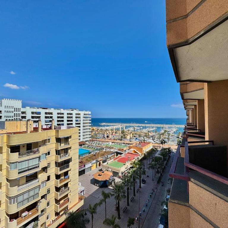 Estudio con vista al Puerto Deportivo - Apartamento de 1 dormitorio - 13