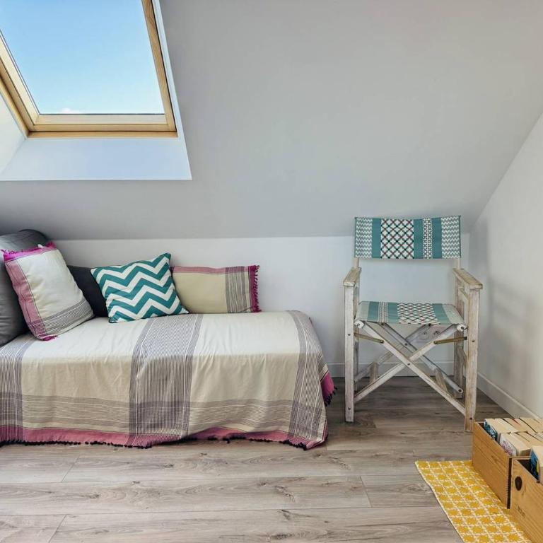 Confortable maison rénovée, jardin clos, 1km plage - Maison 4 Chambres - 27