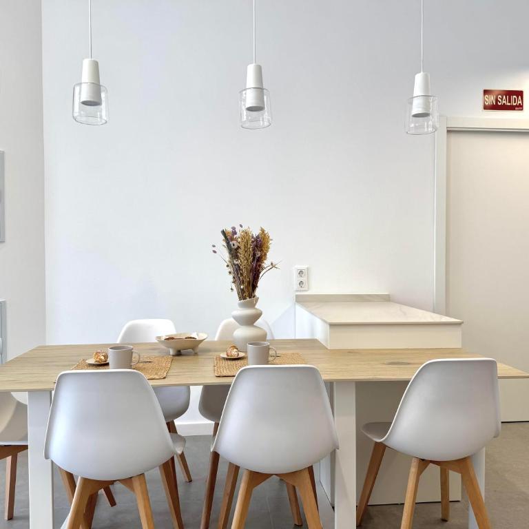 Main Lofts Valencia - One-Bedroom Premium Apartment - 4