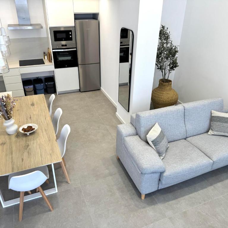 Main Lofts Valencia - One-Bedroom Premium Apartment - 3
