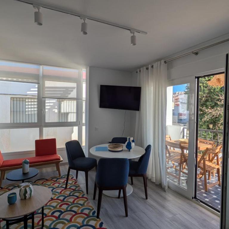 Baleares 1 - Two-Bedroom Apartment - 4