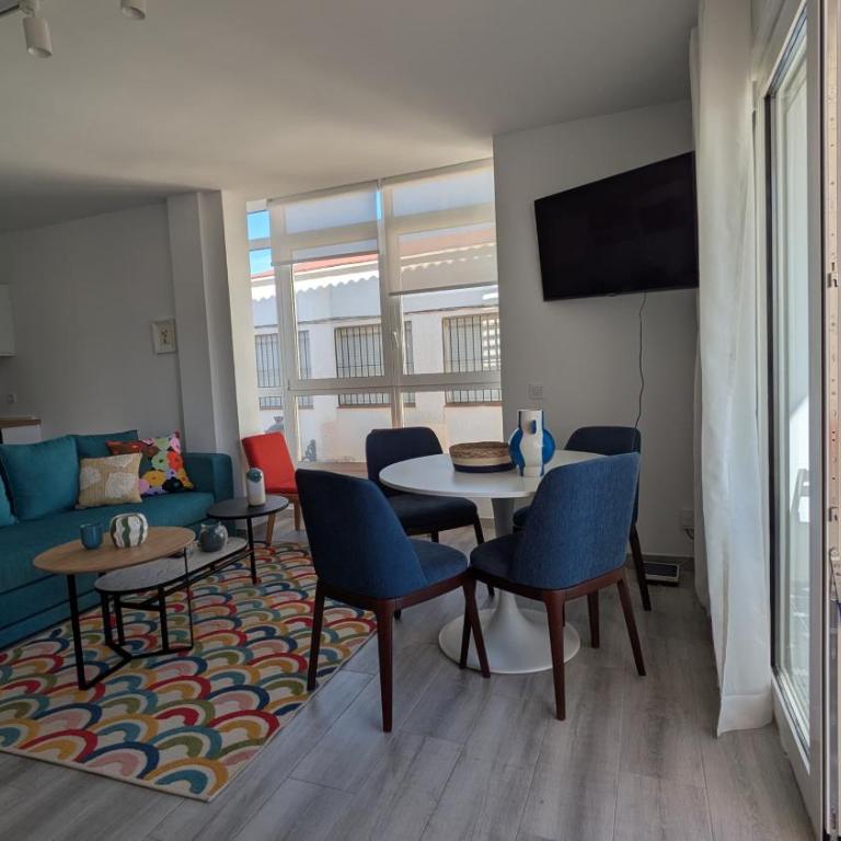 Baleares 1 - Two-Bedroom Apartment - 8
