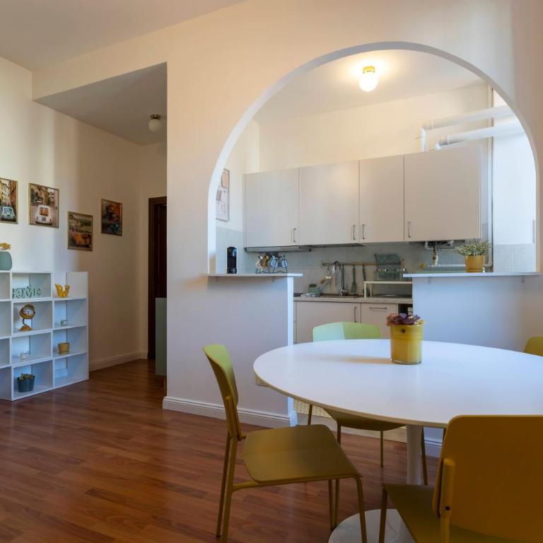 Arona Elite Suite - SELF CHECK-IN Wifi - Appartamento Superior con 1 Camera da Letto e Balcone - 13