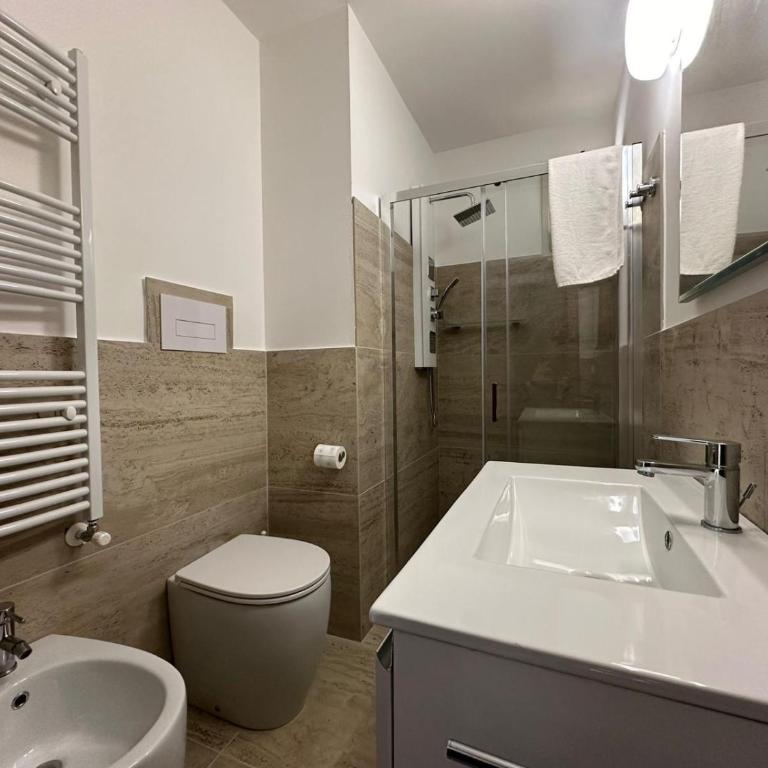 Andromeda Rooms - Camera Matrimoniale con Bagno Privato - 7
