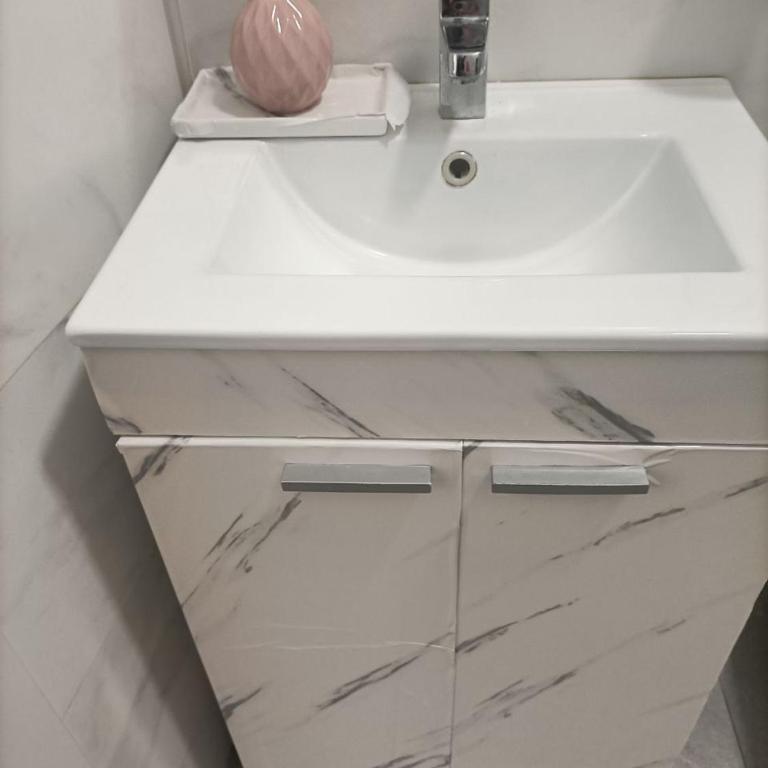 Los Tilos Apartments - Two-Bedroom Apartment - 19