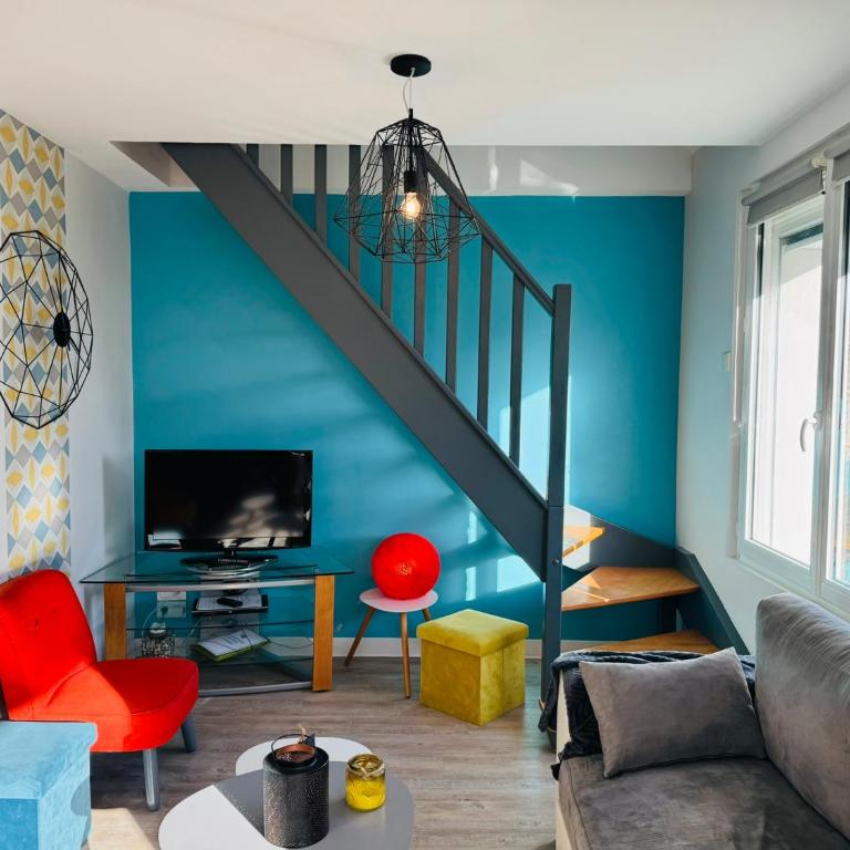 Confortable maison rénovée, jardin clos, 1km plage - Maison 4 Chambres - 11